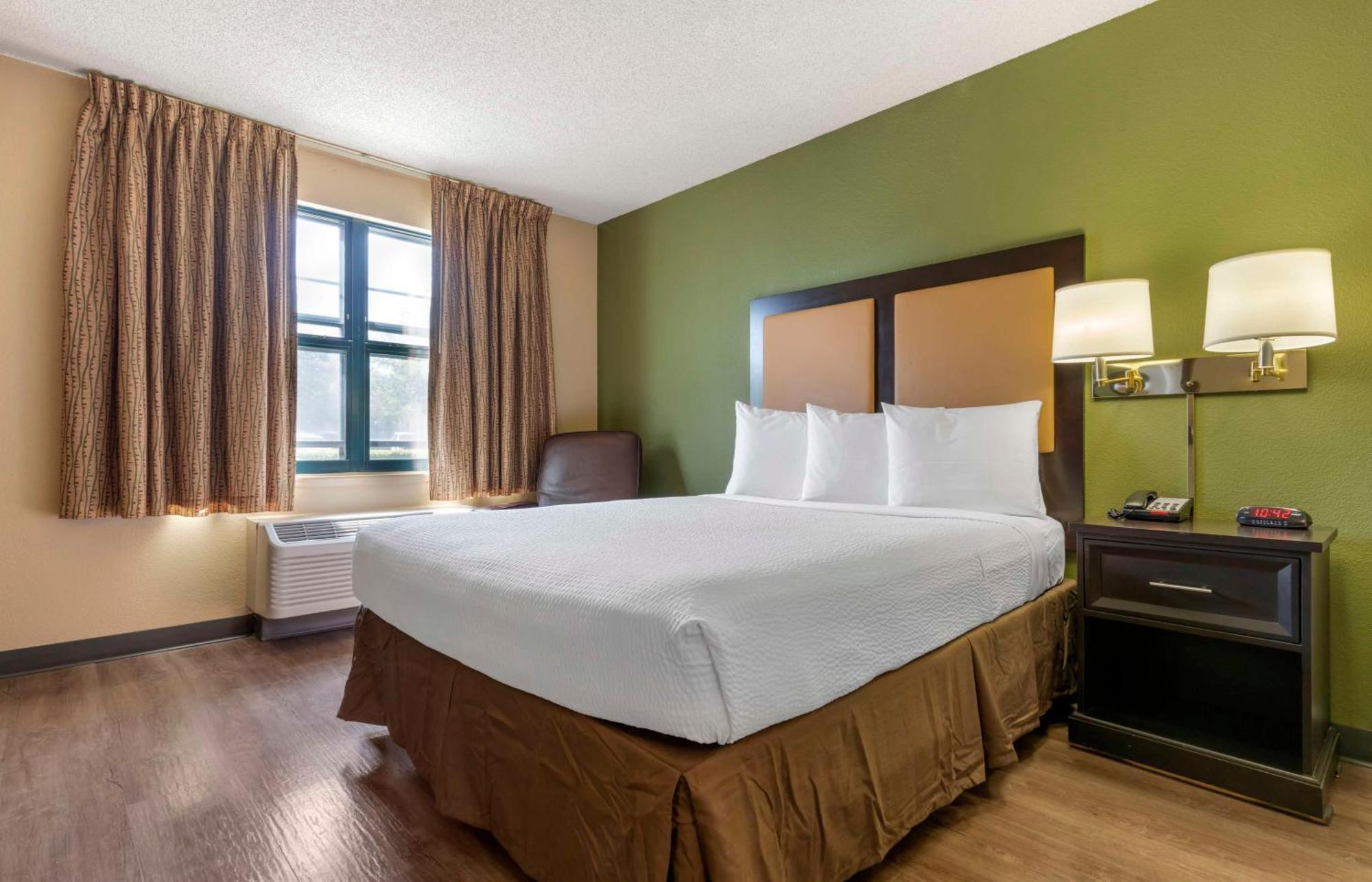 Extended America - Stockton - Hotel 2*