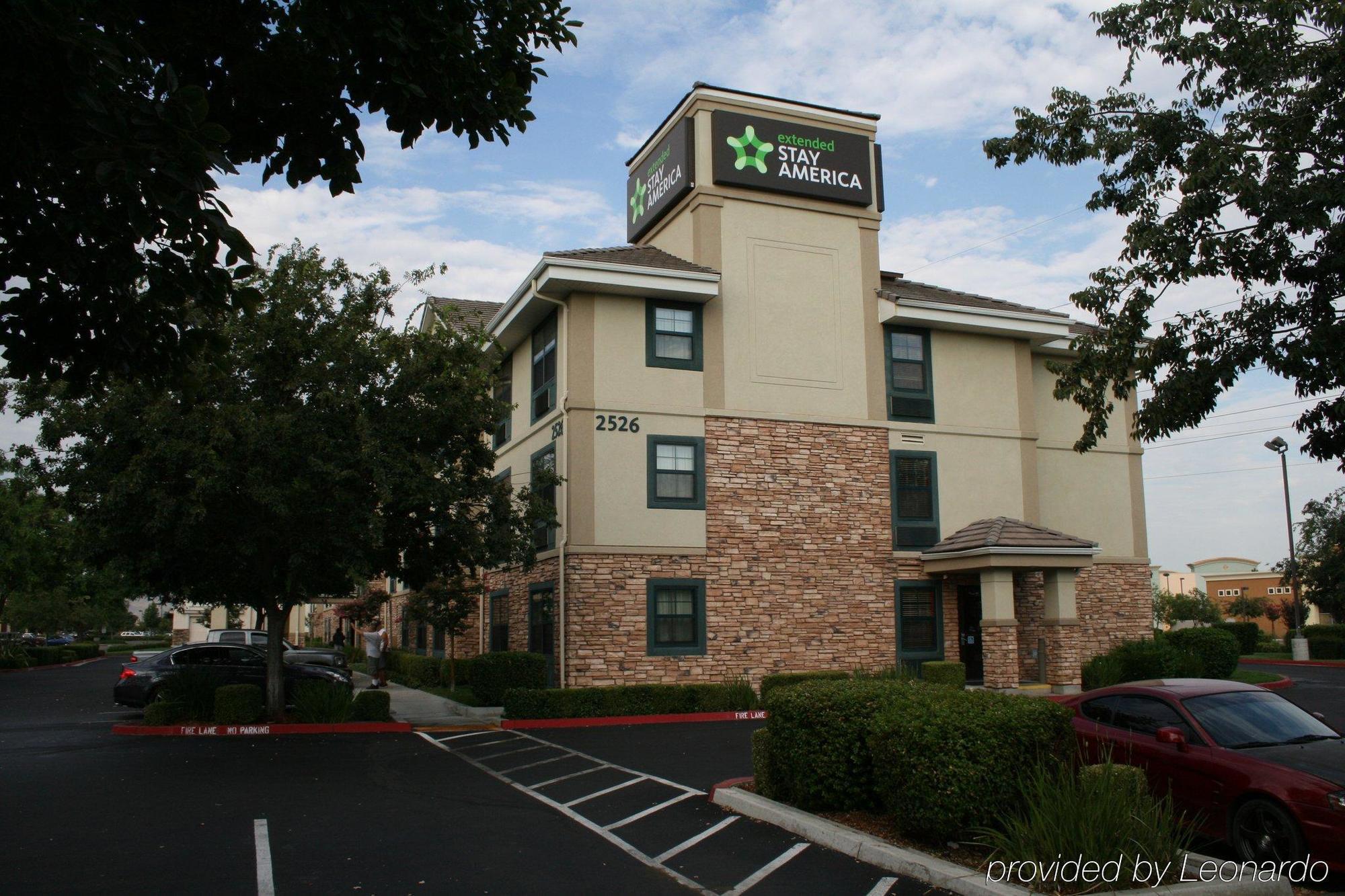 Extended America - Stockton - 2* Tracy