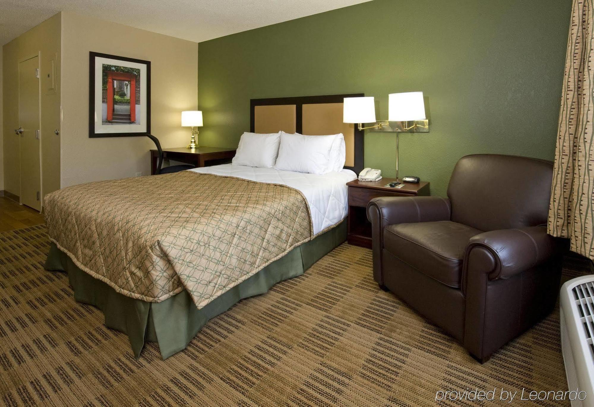 Extended America - Stockton -