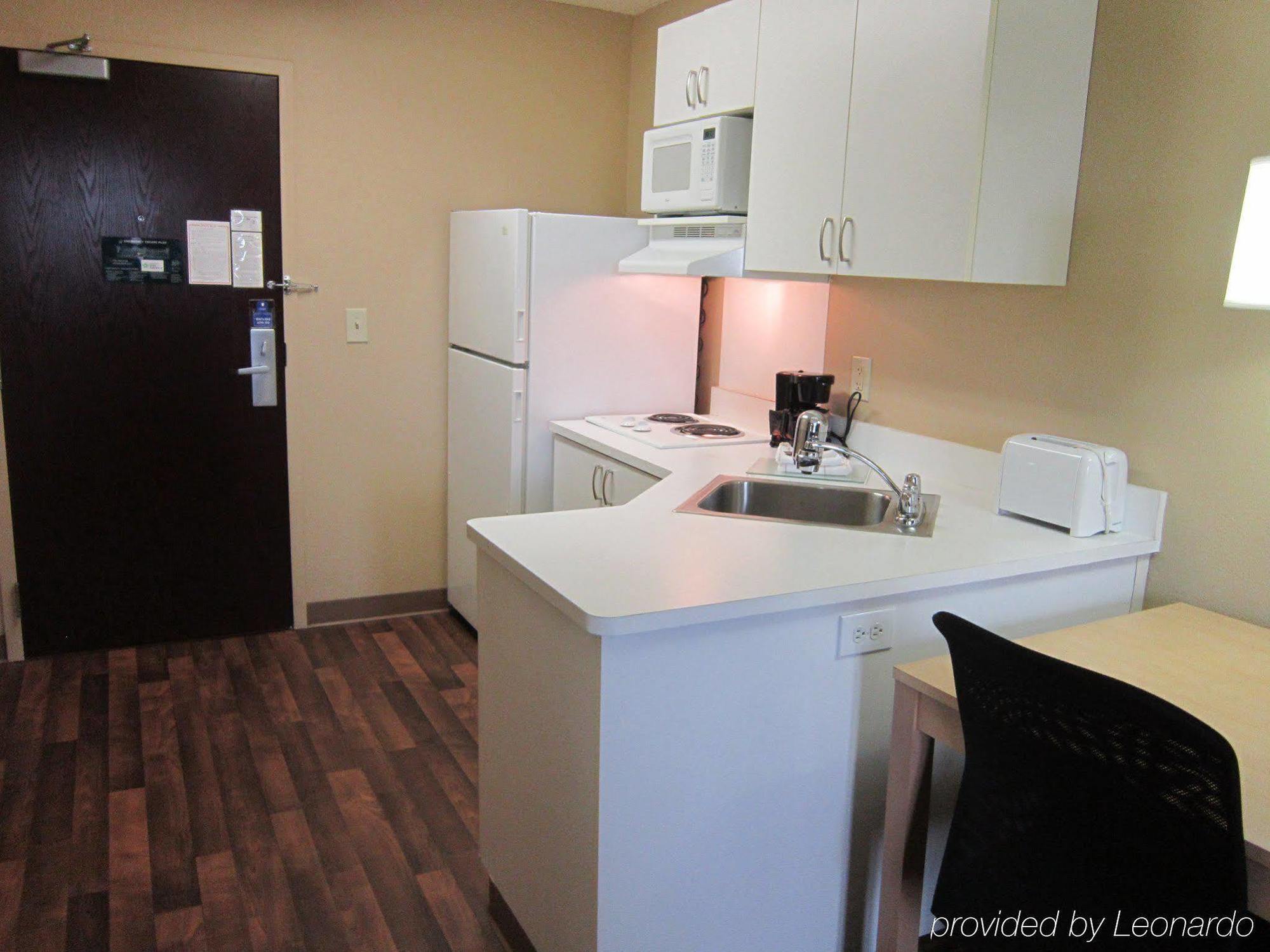 Extended America - Stockton - Hotel 2*